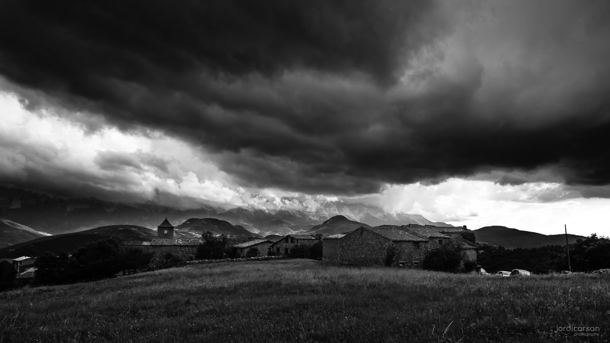 Bajo la tormenta