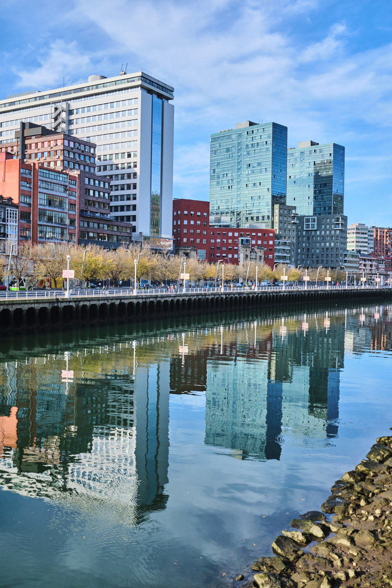 Reflejos en la ria de Bilbao