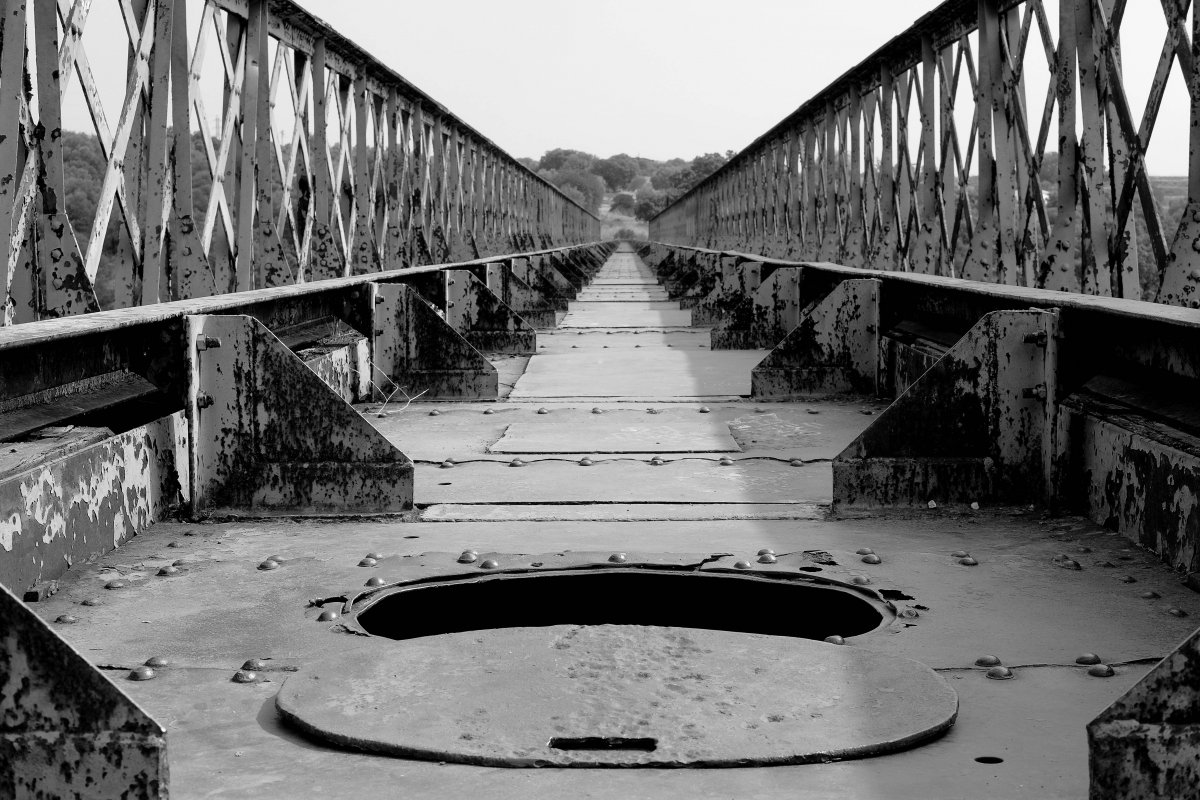 Abismo en el camino