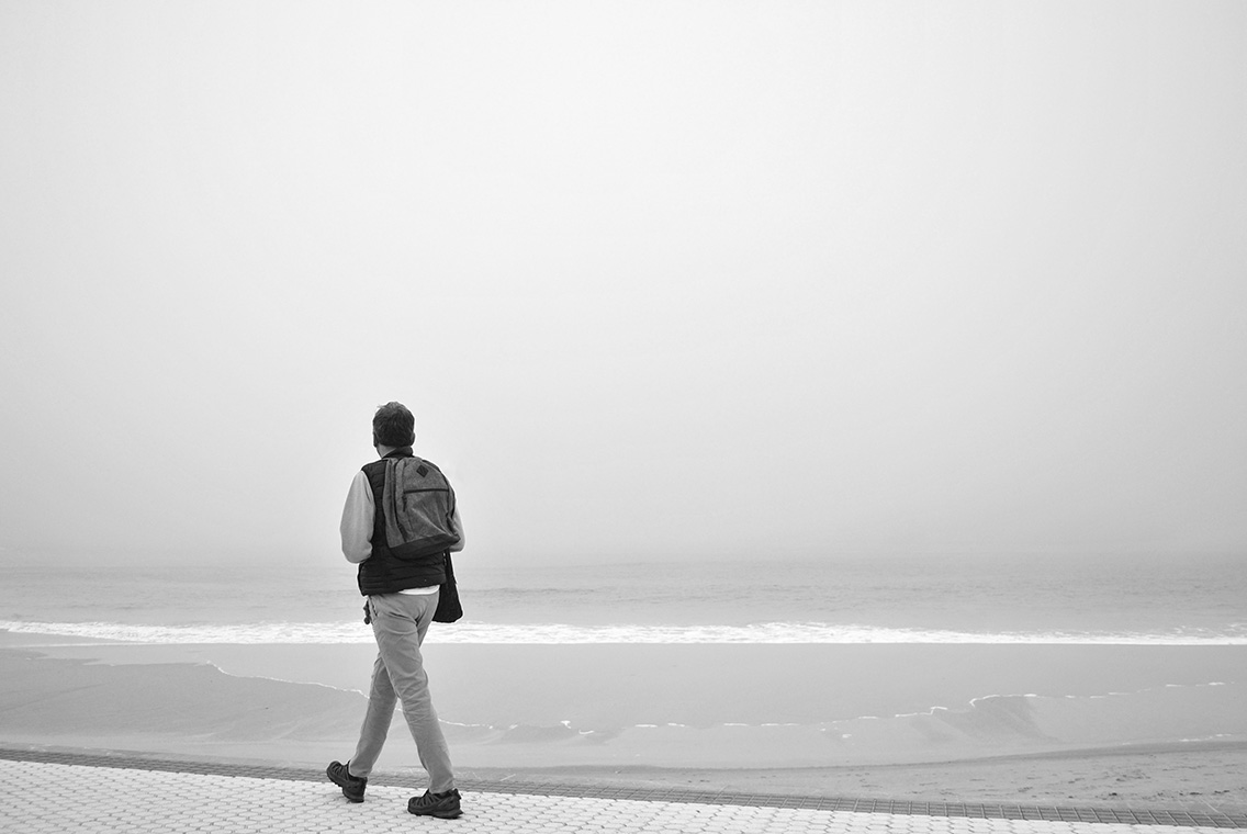 Caminante frente al mar de niebla.jpg