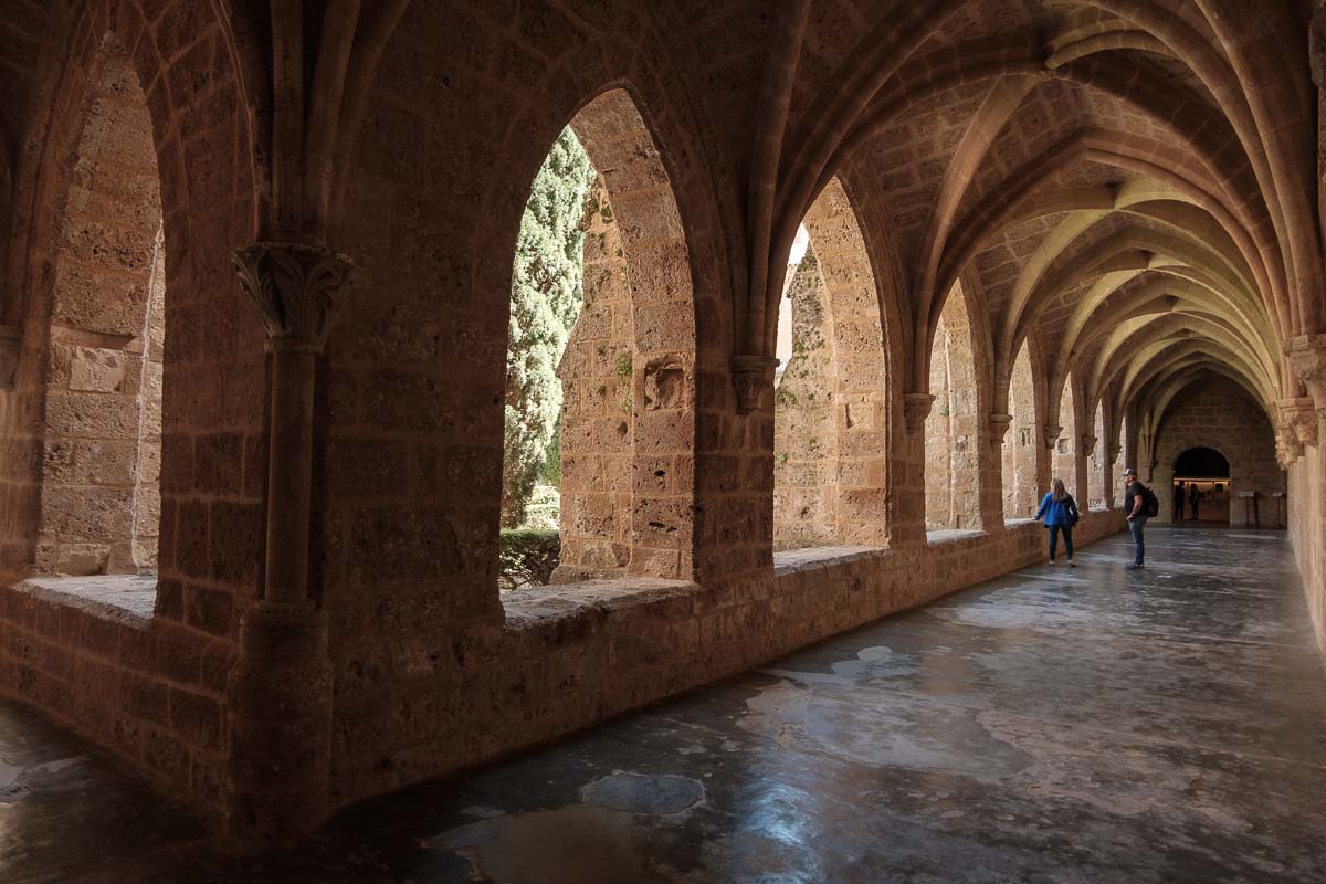 En un monasterio (3)