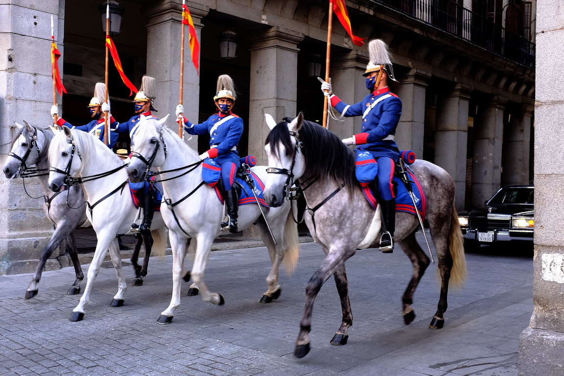 La escolta