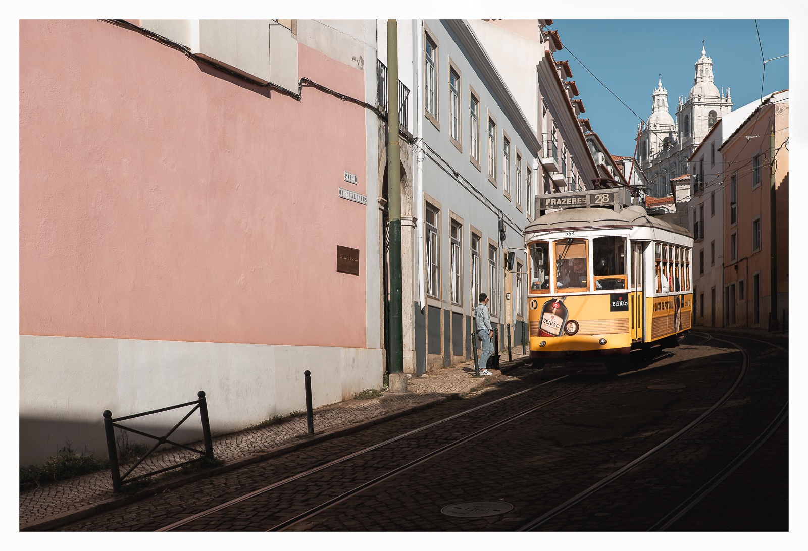 fotografo-portugal-lisboa-tranvia-amarillo-cables-prazeres-28.jpg
