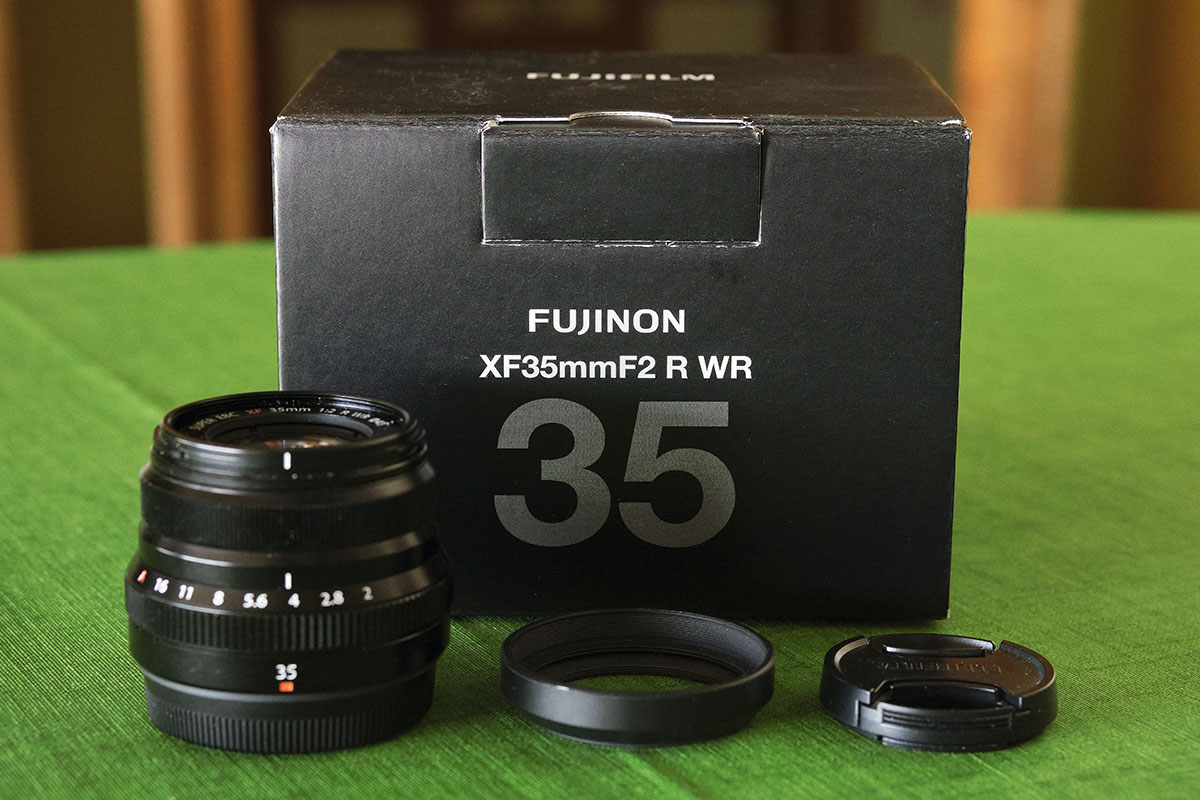 Fujinon XF 35mm f2 R LM WR Negro_A.jpg