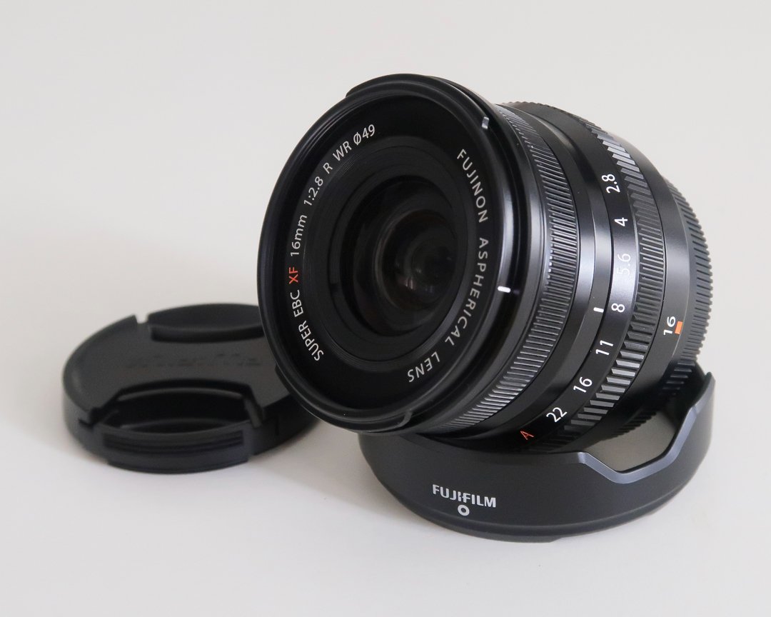 Fujinon_16mm_f28_02.jpg