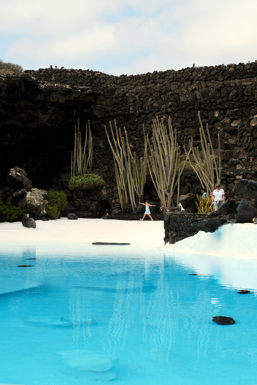 Jameos_del_Agua_02.jpg