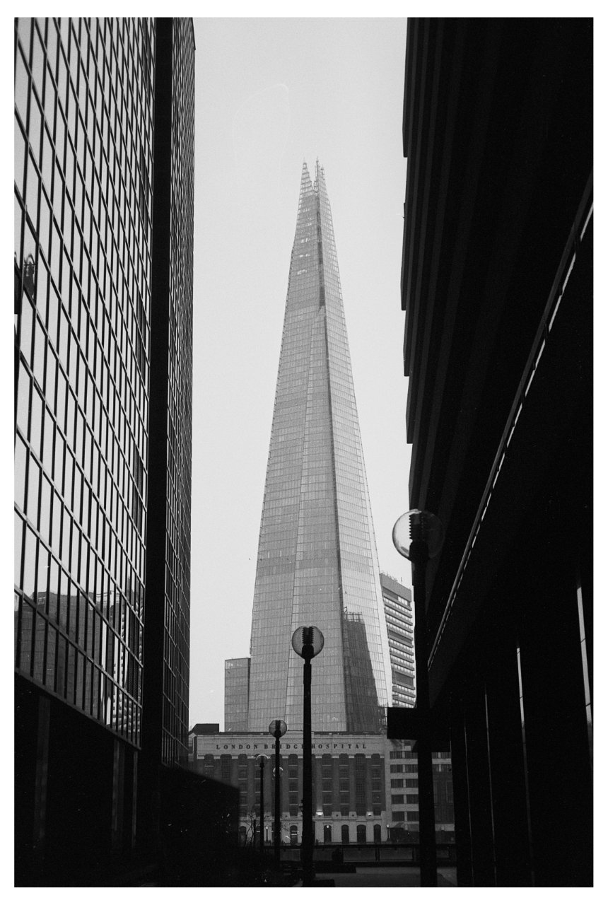 Londres enero 2024 leica MA cron 35 y 50 foma 100 a 200 rodinal 1+50 13m- (22).jpg