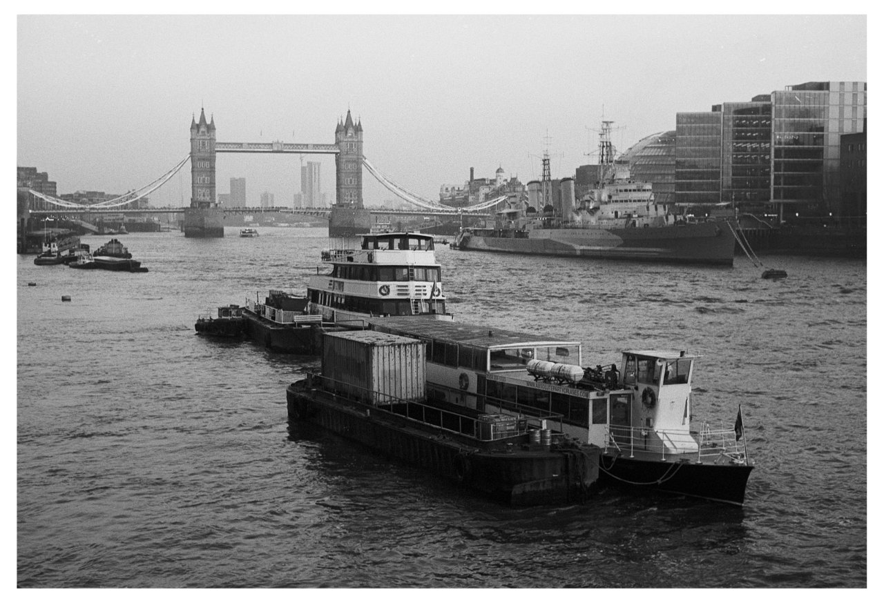 Londres enero 2024 leica MA cron 35 y 50 foma 100 a 200 rodinal 1+50 13m- (23).jpg