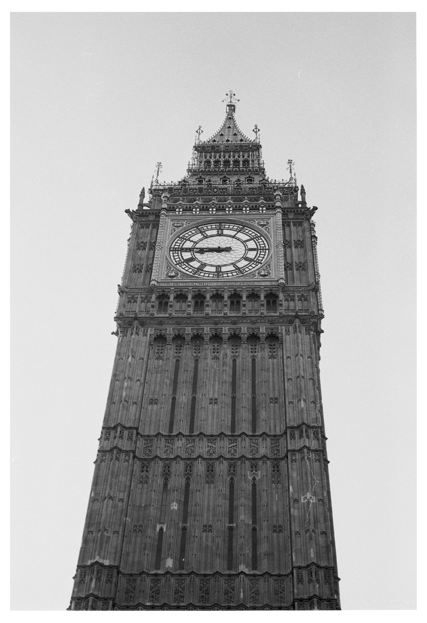 Londres enero 2024 leica MA cron 35 y 50 foma 100 a 200 rodinal 1+50 13m- (5).jpg