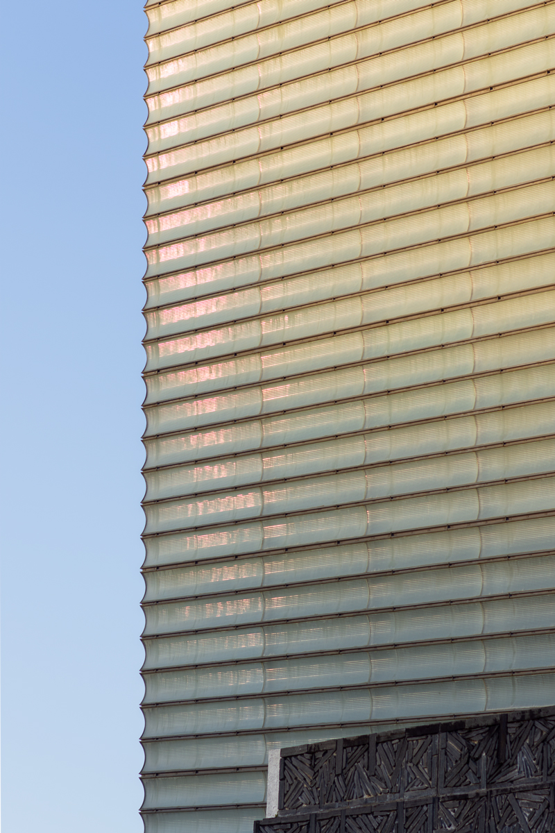 Kursaal con reflejo. San Sebastián. 2021