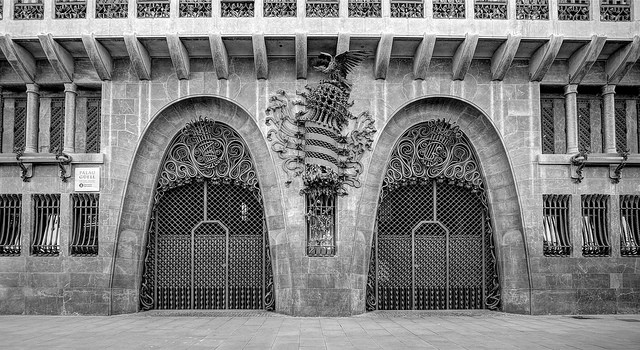 Palau Güell B&W Natural.jpg