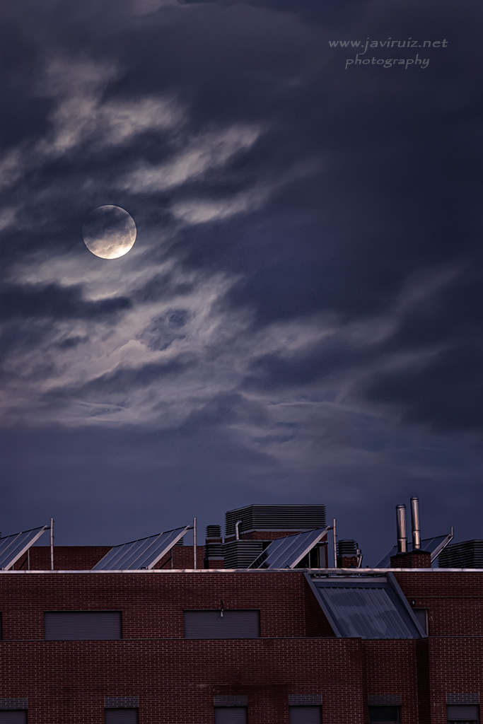 Superluna desde mi ventana