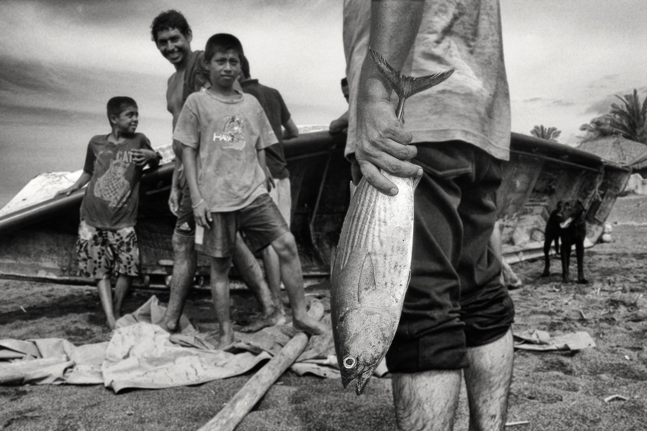 Guatemala - jóvenes pescadores