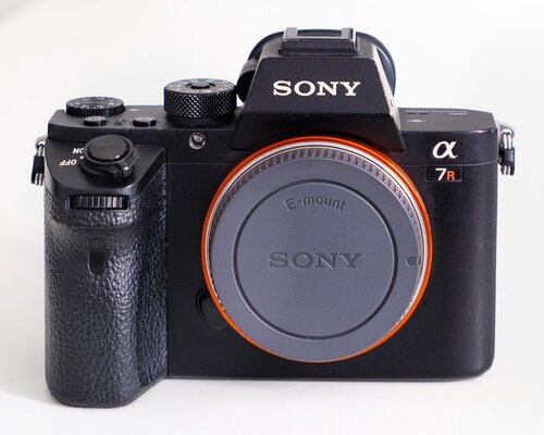 Sony_A7RII_05.jpg