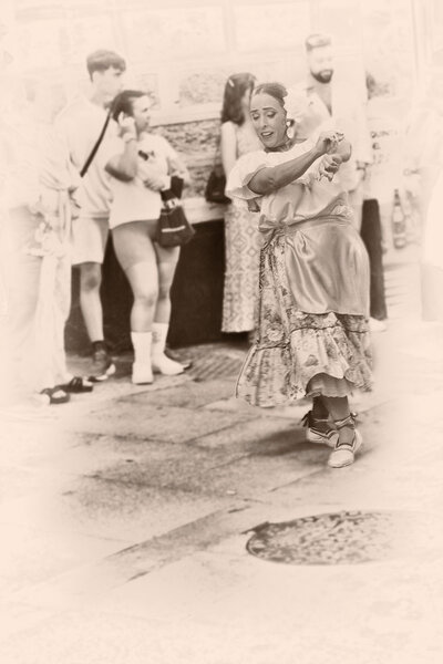 Festival-de-folklore4.jpg