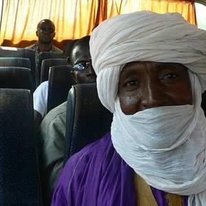 bus tuareg.JPG