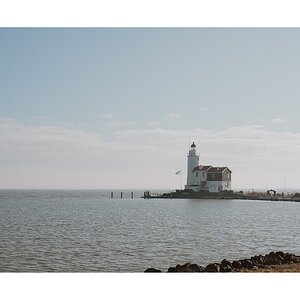 fotografo-paisaje-faro-marken-paises-bajos-rocas-hielo-mar-.JPG