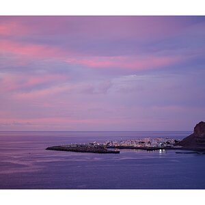 fotografo-gran-canararia-muelle-puerto-agaete-atardecer-mar-cielo-casas-montaña-.jpg