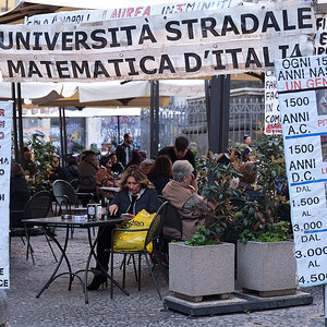 La universidad en la calle.jpg