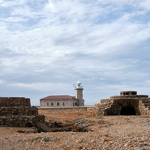 Faro de punta Nati (2).jpg