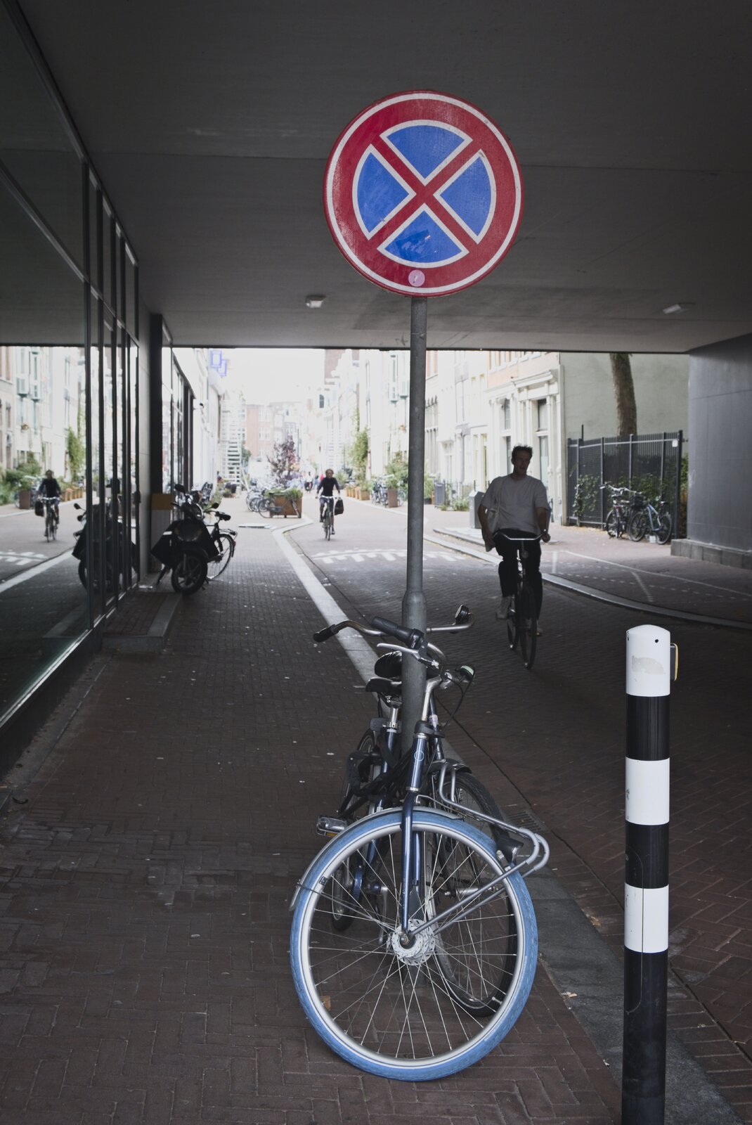 Ámsterdam_Descartes_01.jpg