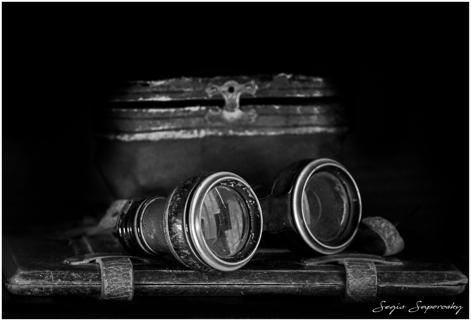 PRISMATICOS OPERA.jpg