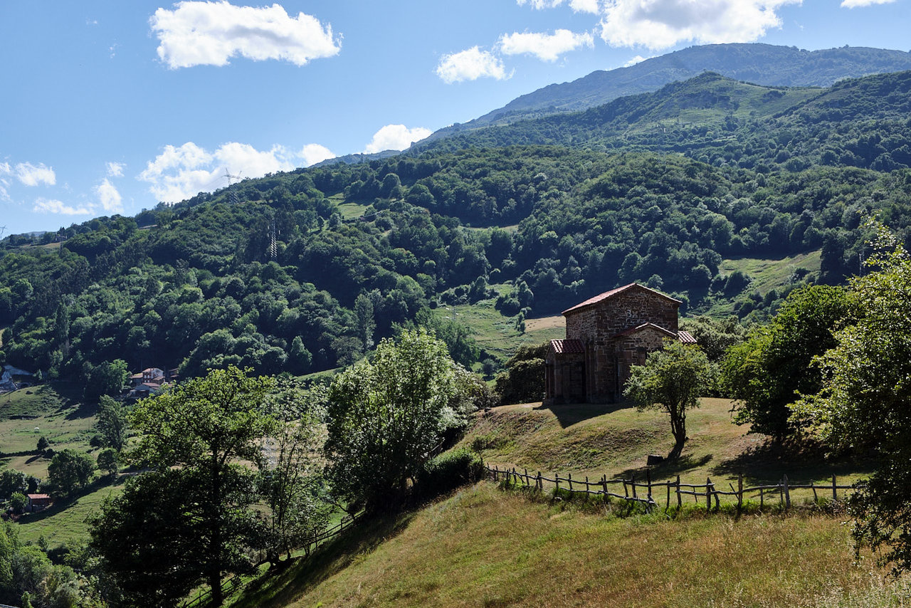 Santa Cristina de Lena (7).jpg