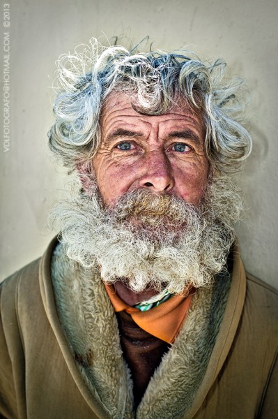 Retrato de un vagabundo, por Vicente Dasí López, con Fuji X100