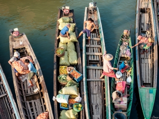 &quot;Mercados asiáticos&quot; por Óscar Cabezas. X-T10 + XF 10-24mm F4.