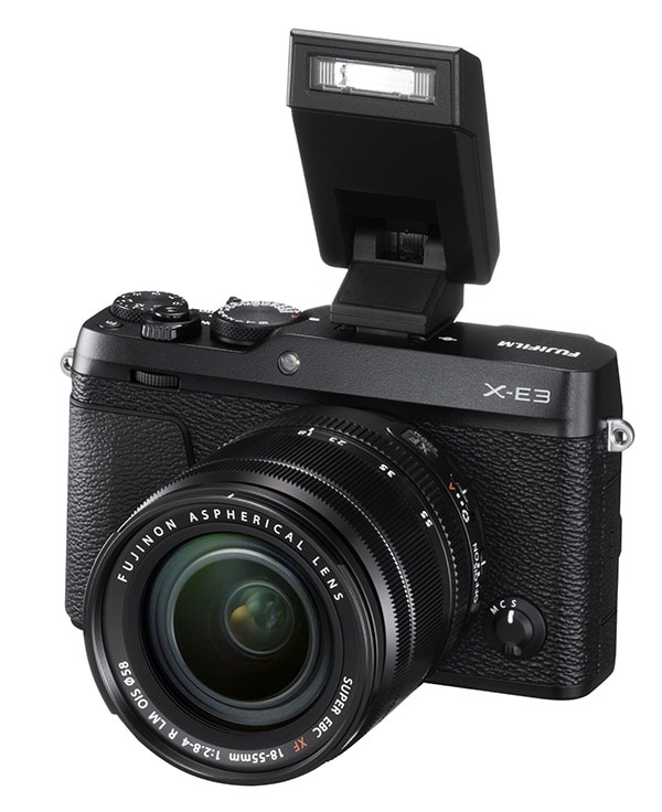 fujifilm X-E3 + XF 18-55mm con flash EF-X8.