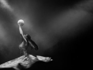 Primer premio: &quot;Bailarina&quot; por Sergio Mora-Gil. X-Pro2 + Fujinon XF 23mm F2 R WR.