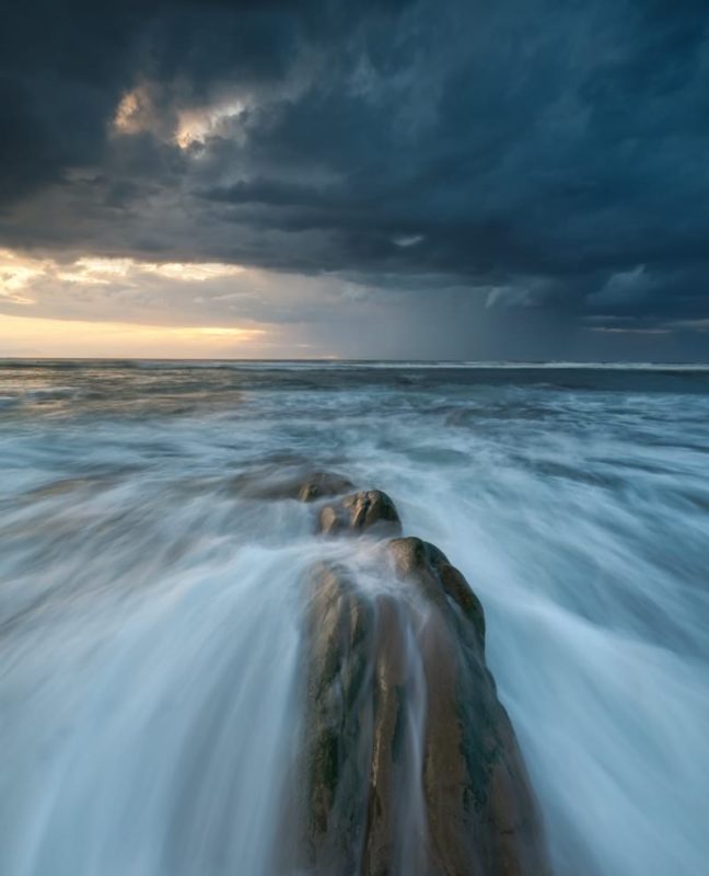 "Comulonimbus (playa de barrika)" por Aitor Acedo. Fujifilm X-T2 + XF 10-24mm F4.