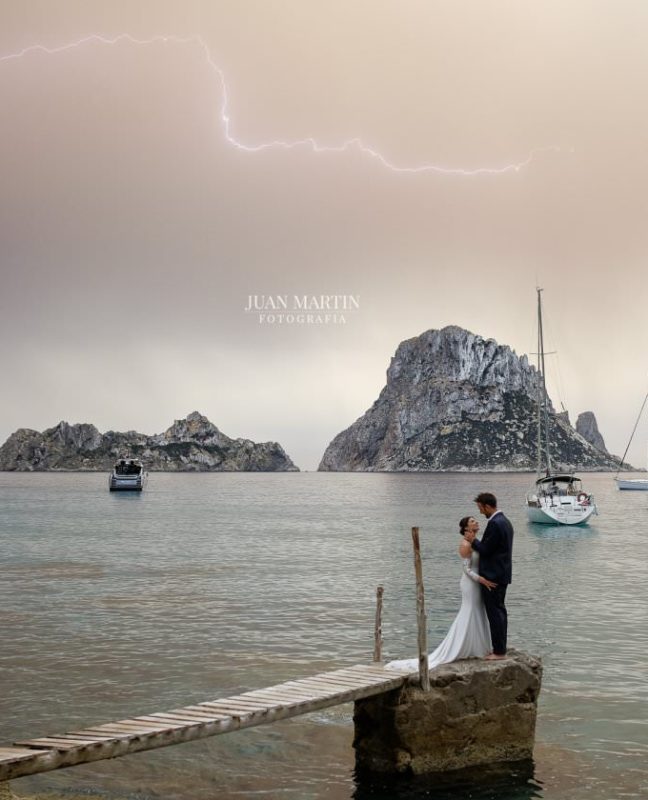 "Rayo de postboda" por Juan Martín. Fujifilm X-T2 + XF 23mm F2 R WR.