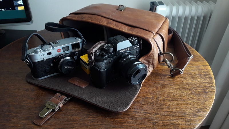 He aquí la bolsa de nuestro activo forero y gran fotógrafo José Carpin.  Cotilléala en el hilo de bolsas fotográficas.