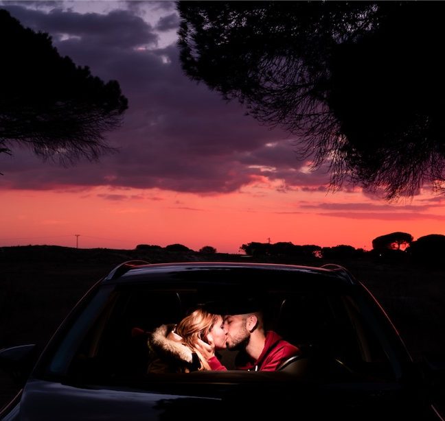 &quot;Love is in the car (Autorretrato) &quot; por Jose Antonio Figueredo. Fujifilm X-Pro2 + XF 35mm F2 R WR.