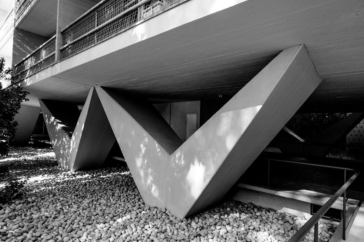 Oscar Niemeyer Haus. Foto por Luis Argüelles. X-Pro2 + XF 14mm F2.8 R.