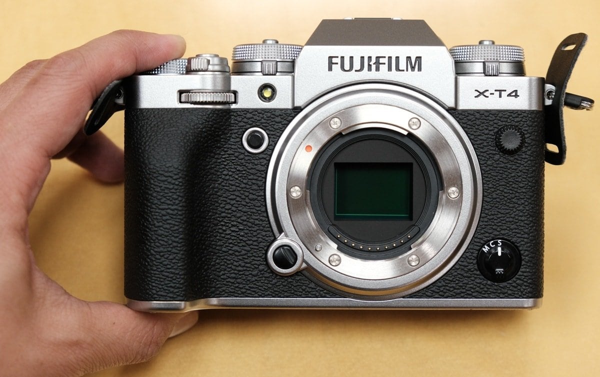 Fujifilm X-T4 sensor.