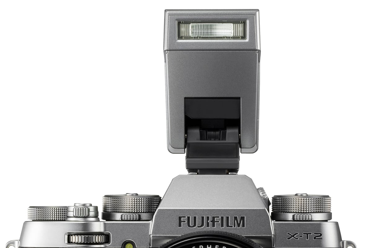 Flash Fuji EF-X8.