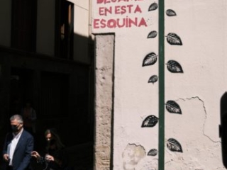 streetphoto-viltrox-23-13