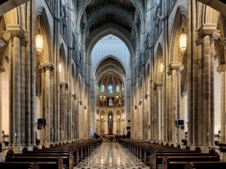 Fuji X-H1 + 16-55 2.8 @ 16mm; ISO 3200; 1/50; f5,6 Fotografía de arquitectura con el XF 16-55mm F2.8 R LM WR.