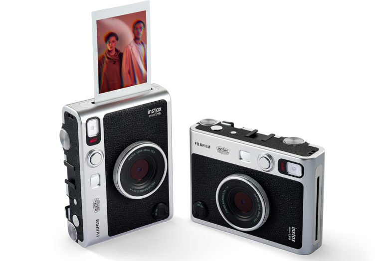 Instax mini EVO: cámara, impresora, analógico y digital todo en uno