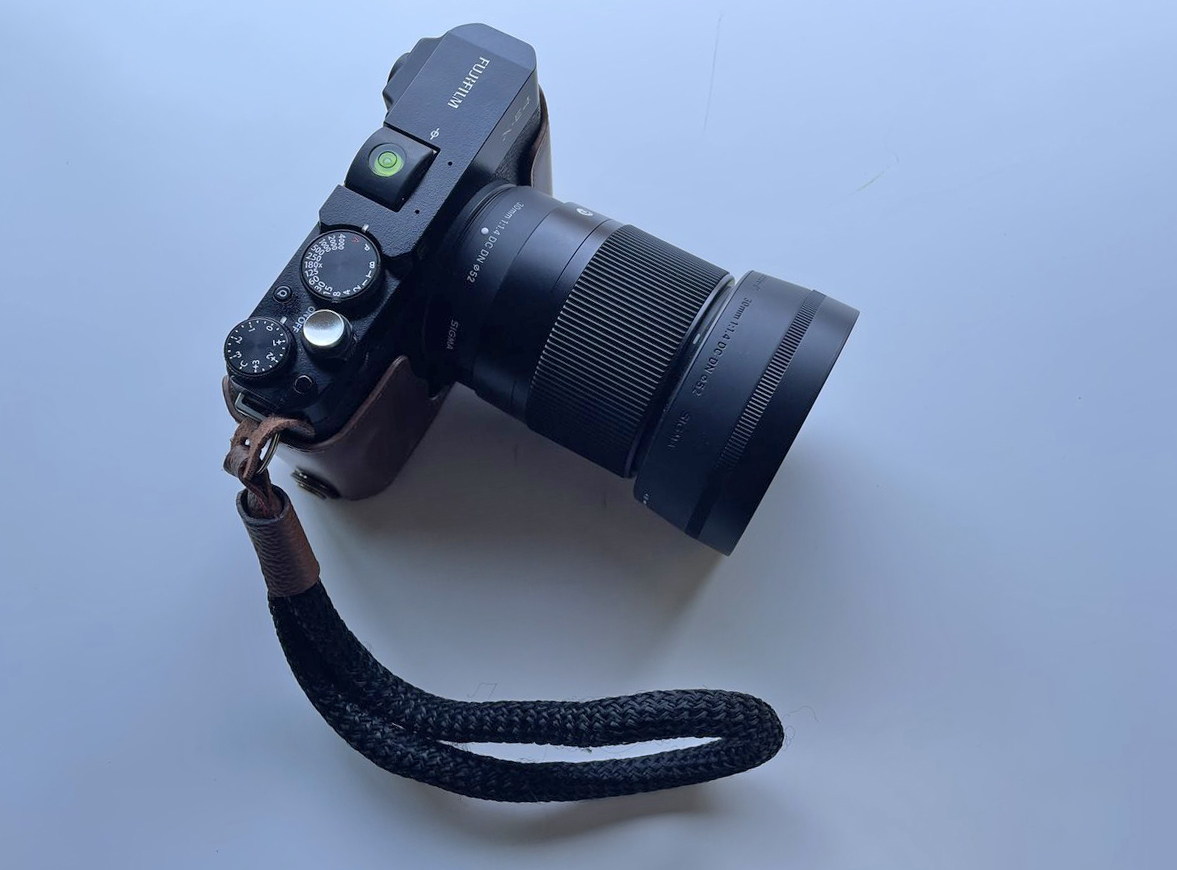 Sigma 30 mm F1.4 con la Fujifilm X-E4.